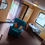 Moebliertes Zimmer